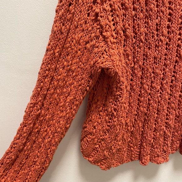 Free People sweater -Size S. Perfect for fall. Worn only a few times - Picture 6 of 7